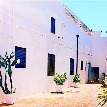 Andirivieni Lecce Casa Vacanze エクステリア 写真